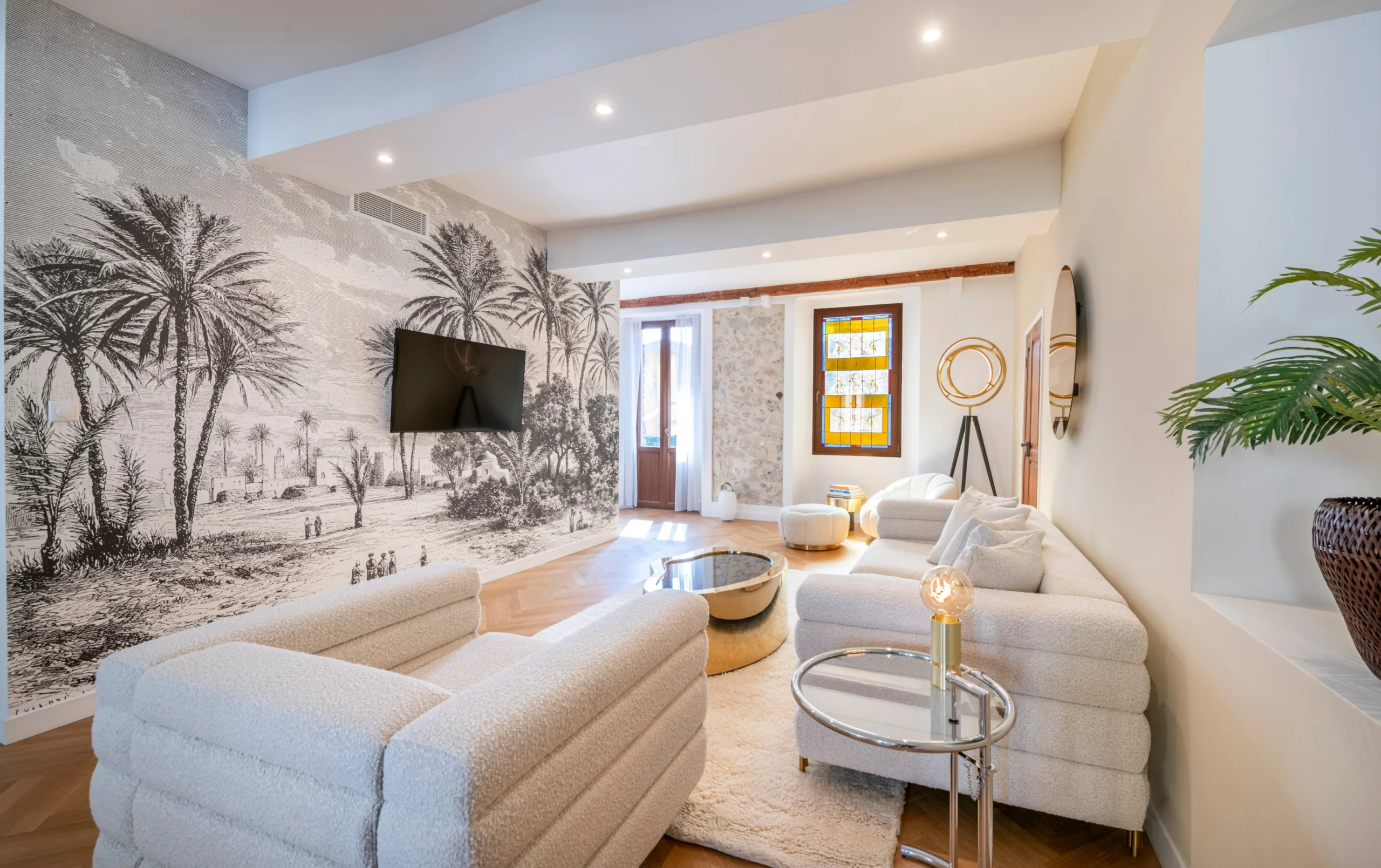 Interior design living area by Upscale Ventures